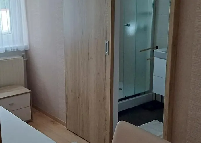 Seeblick Krippenstein2 Bed and Breakfast 3*